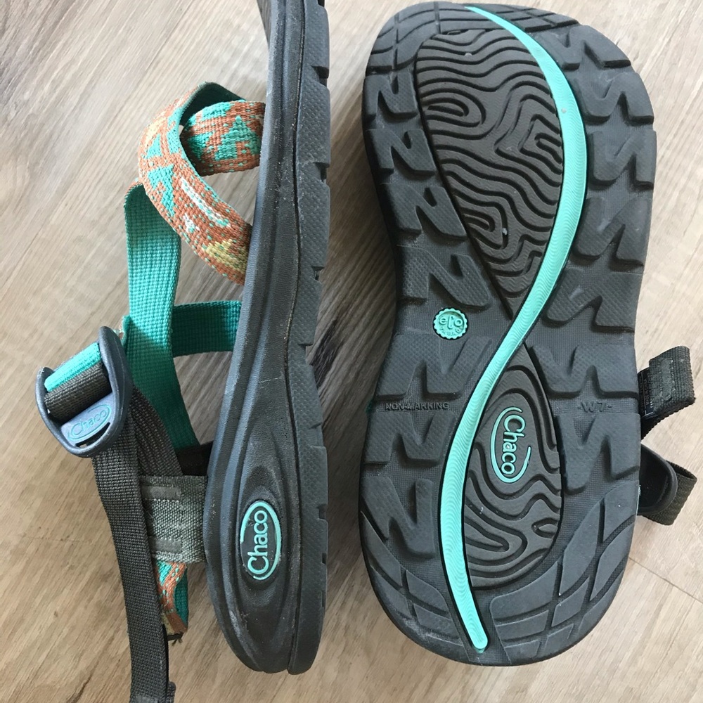 Women’s Chacos Sandals